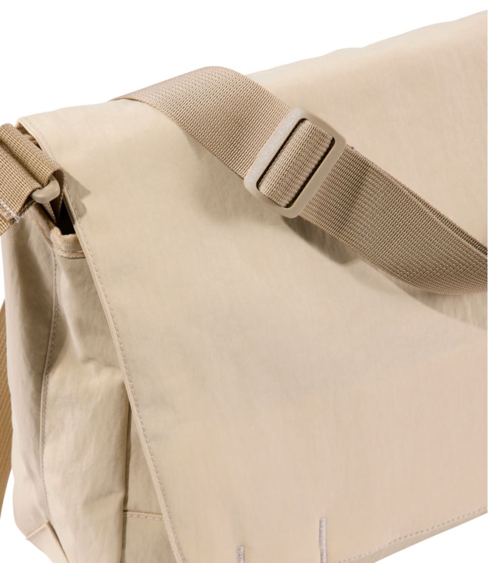 L.L.Bean Wharf Street Messenger Bag NEW|BAG & TRAVEL