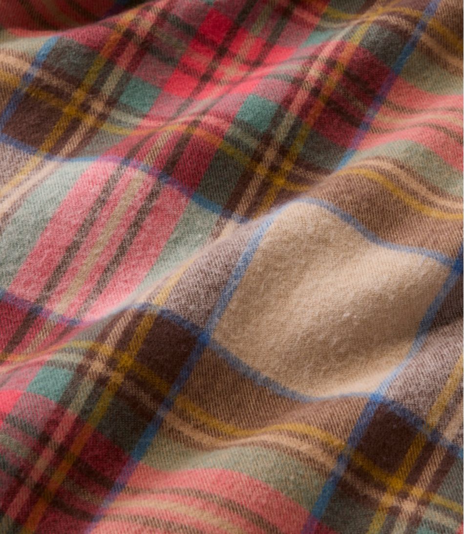 L.L.Bean Men's Scotch Plaid Flannel Shirt, Snap-Front, Slightly Fitted Untucked Fit CLOTHING