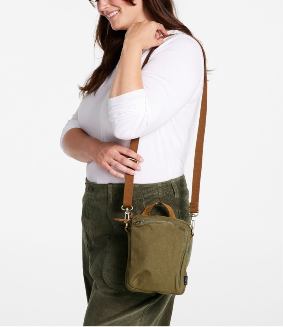 L.L.Bean Essential Crossbody Bag BAG & TRAVEL