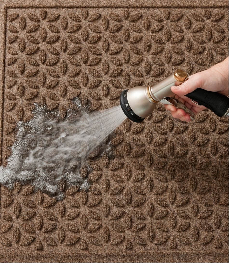 L.L.Bean Heavyweight Recycled Waterhog Doormat, Blooming Circles HOME GOODS