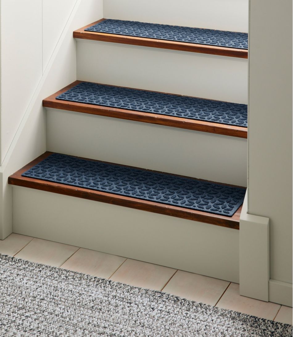 L.L.Bean Heavyweight Waterhog Mat, Stair Treads, Set of Four, Blooming Circles HOME GOODS