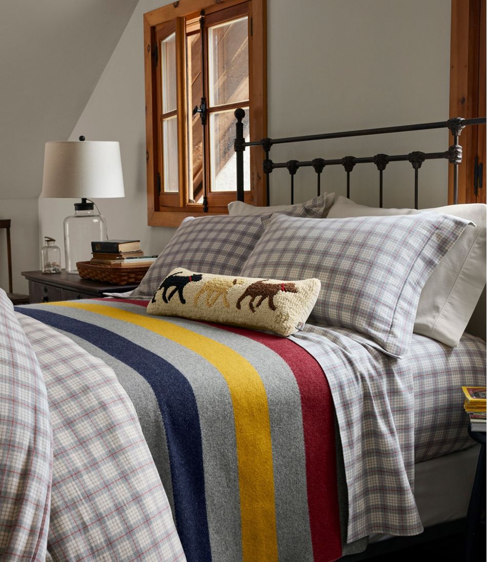L.L.Bean Wool Hooked Throw Pillow, Lab Trio, 8" x 24" HOME GOODS