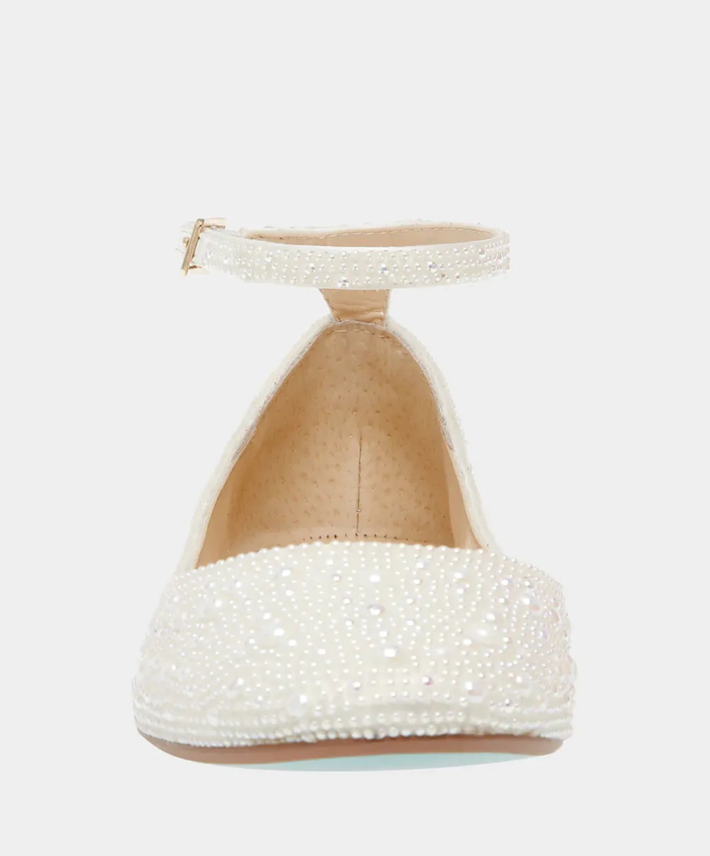 Ace Flats in Ivory