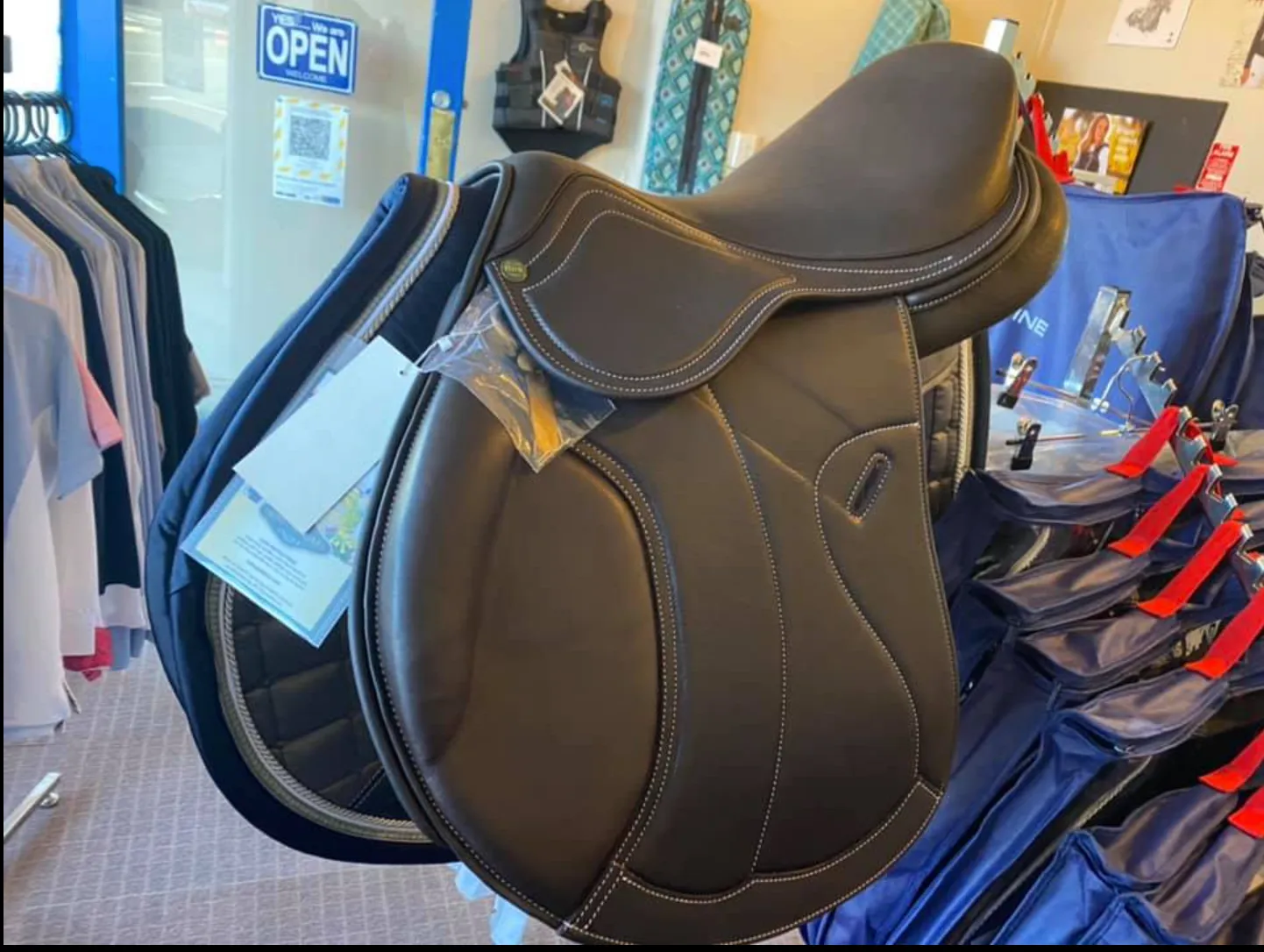 Henri De Rivel Galia Covered Close Contact Saddle