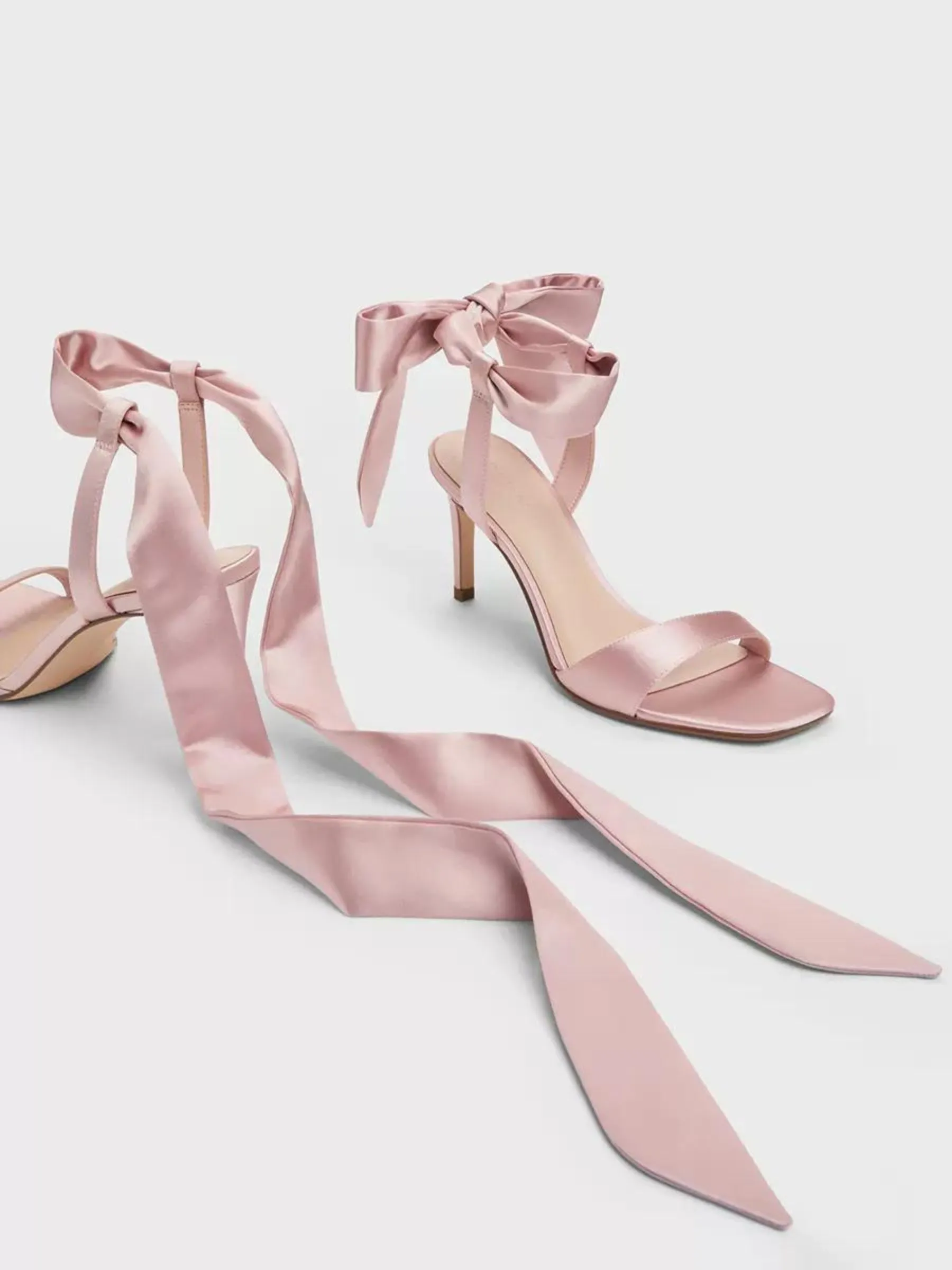 Samantha Bow Heels in Pink