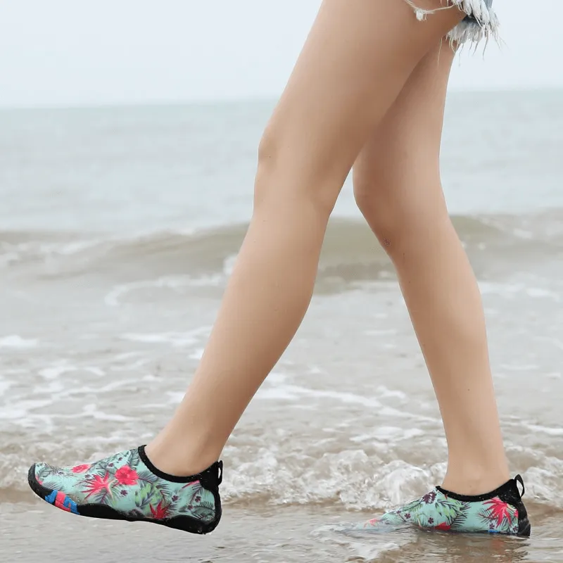 Swimming Printed Non-Slip Shoes / Quick Dry Unisex Beach Footwear - SF1470