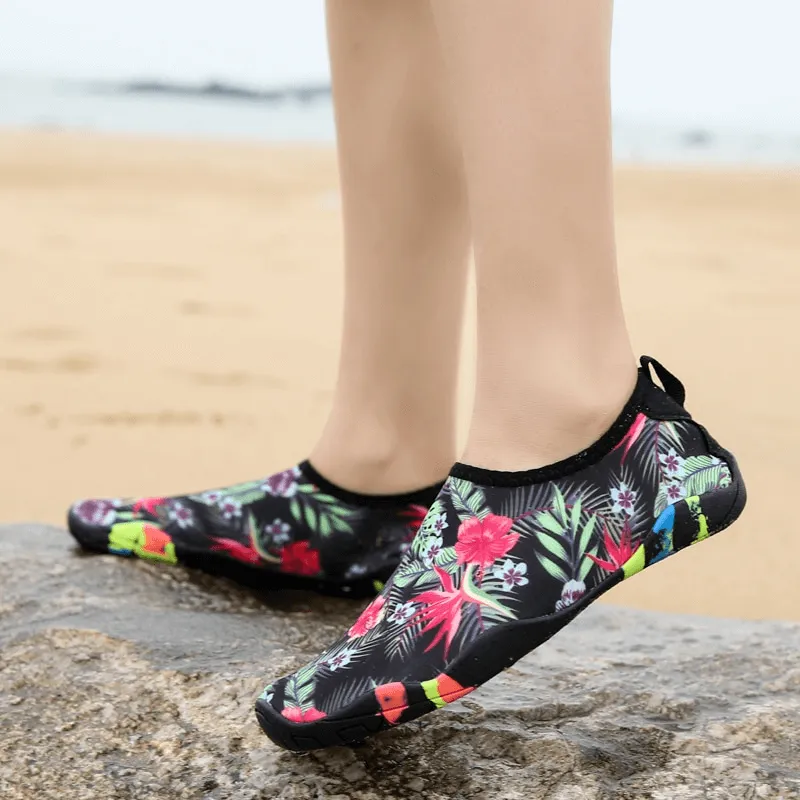 Swimming Printed Non-Slip Shoes / Quick Dry Unisex Beach Footwear - SF1470